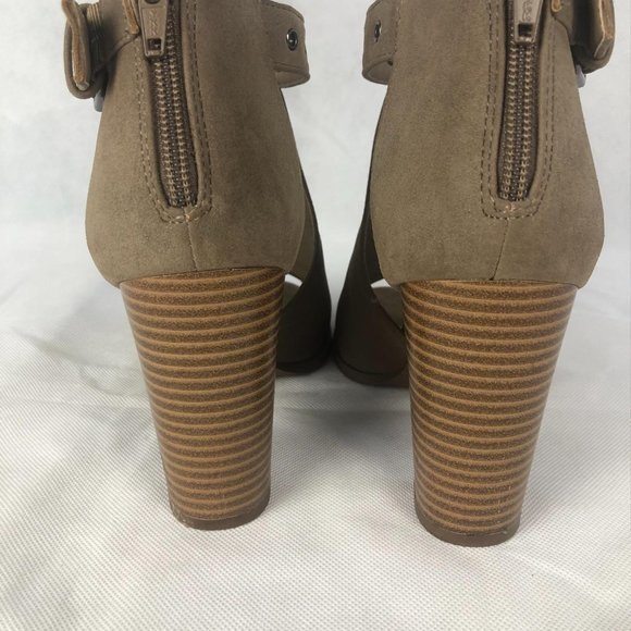 Tan Women Simply Vera Wang Open Toe Ankle Strap H - Picture 7 of 9